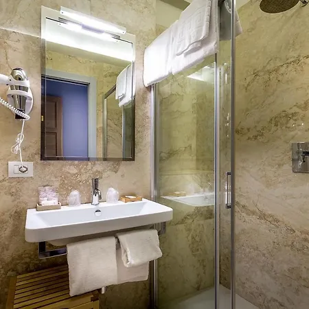 Uno Sguardo Su بيت ضيافة فلورنس