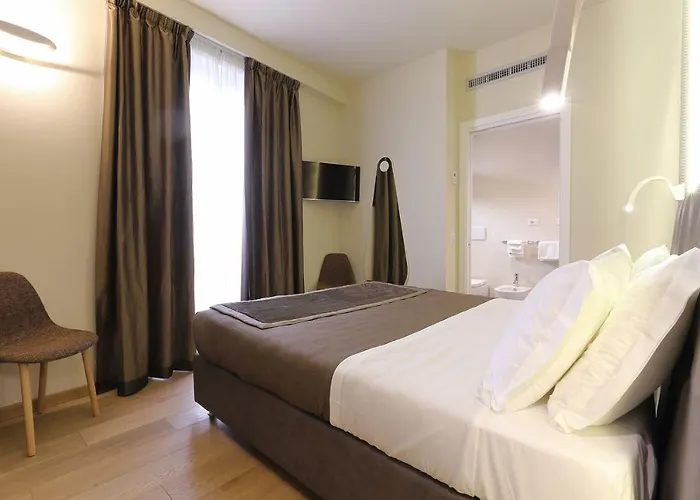 Pensión Uno Sguardo Su 4*