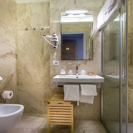 Uno Sguardo Su Guest house 4*